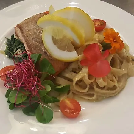 Rosenthal בית הארחה